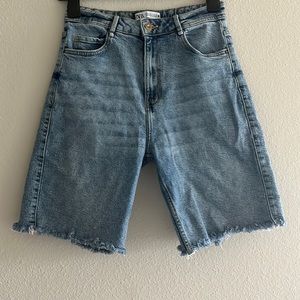 ZARA BERMUDA SHORTS FOR SALE !
